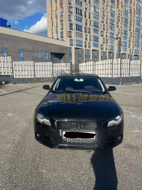 Audi A4 2010, 2.0 AMT, полный привод - Автохолодильники в Москва