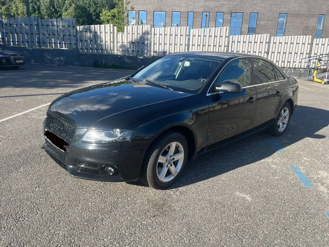 Audi A4 2010, 2.0 AMT, полный привод - Авто в Москва