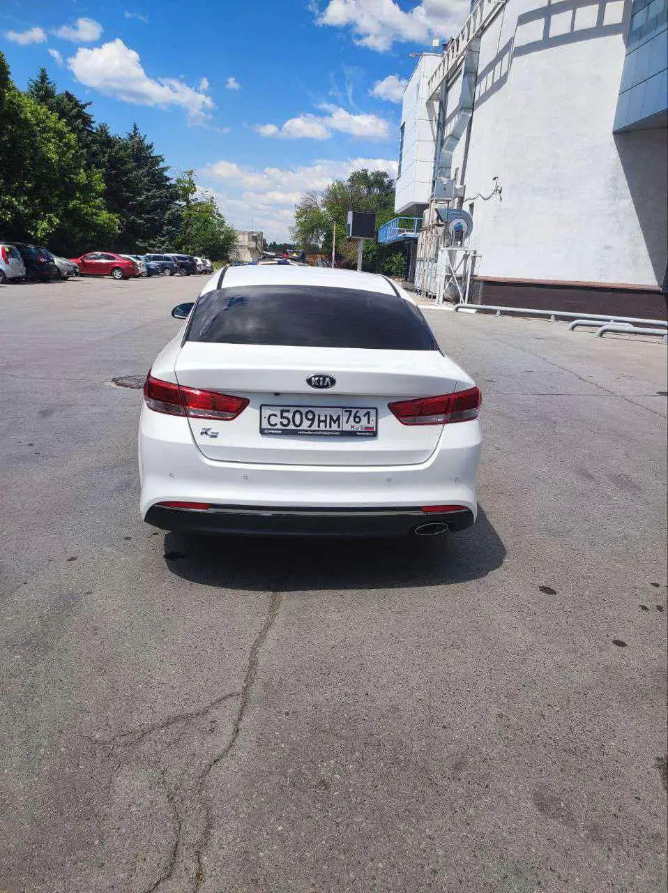 KIA K5 2015 на торгах по банкротству - Легковые автомобили (Авто) в Москва