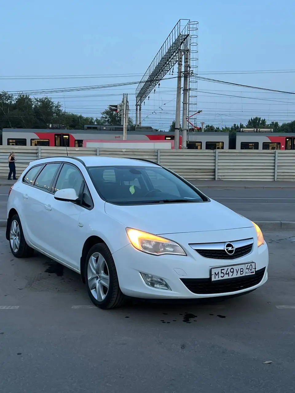 Продажа Opel Astra J 2011 - Легковые автомобили (Авто) в Москва