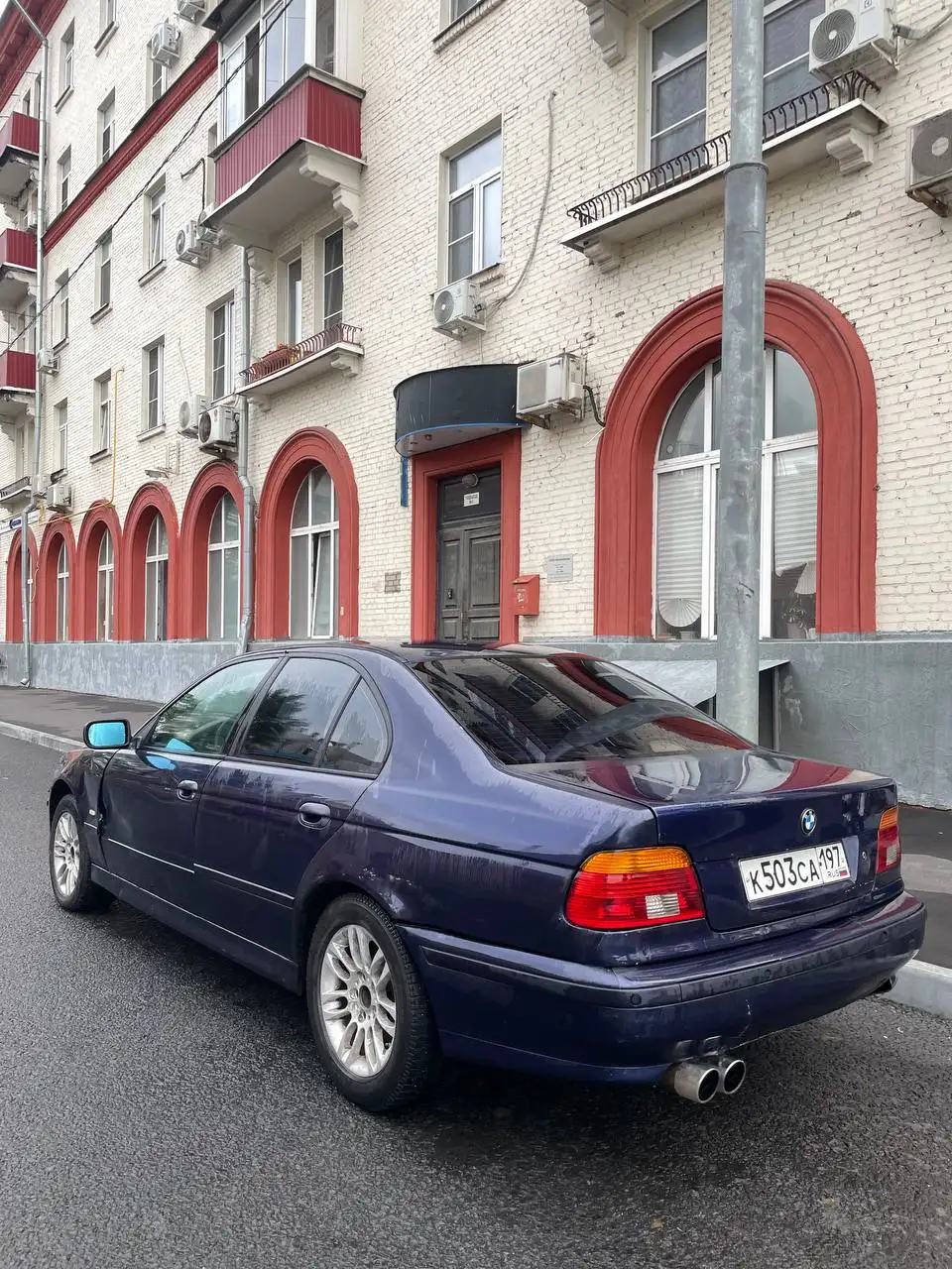 BMW 5 E39 2.5 AT - Цена на авто (Авто) в Москва