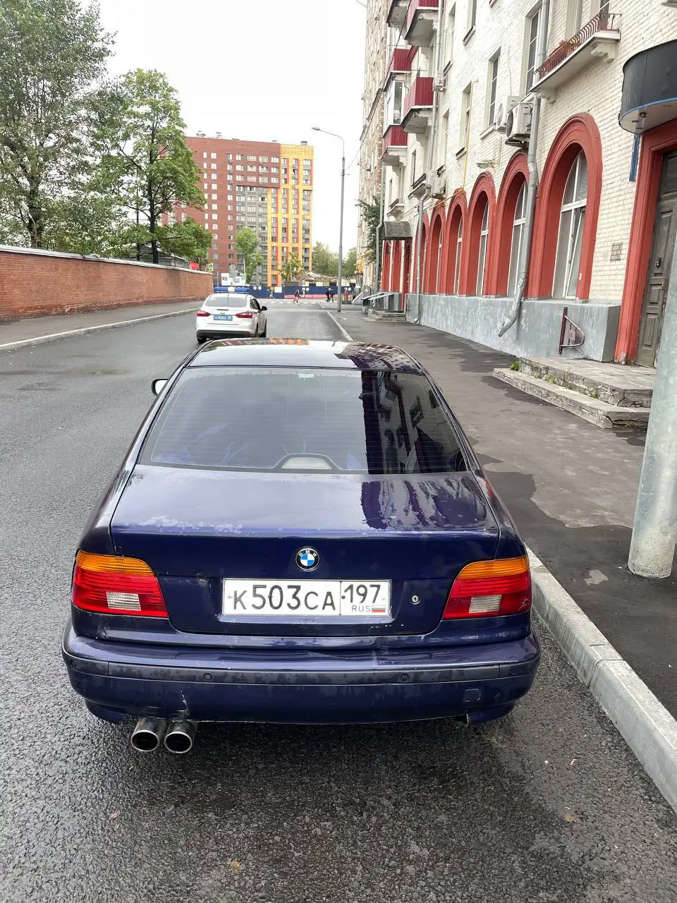 BMW 5 E39 2.5 AT - Цена на авто (Авто) в Москва