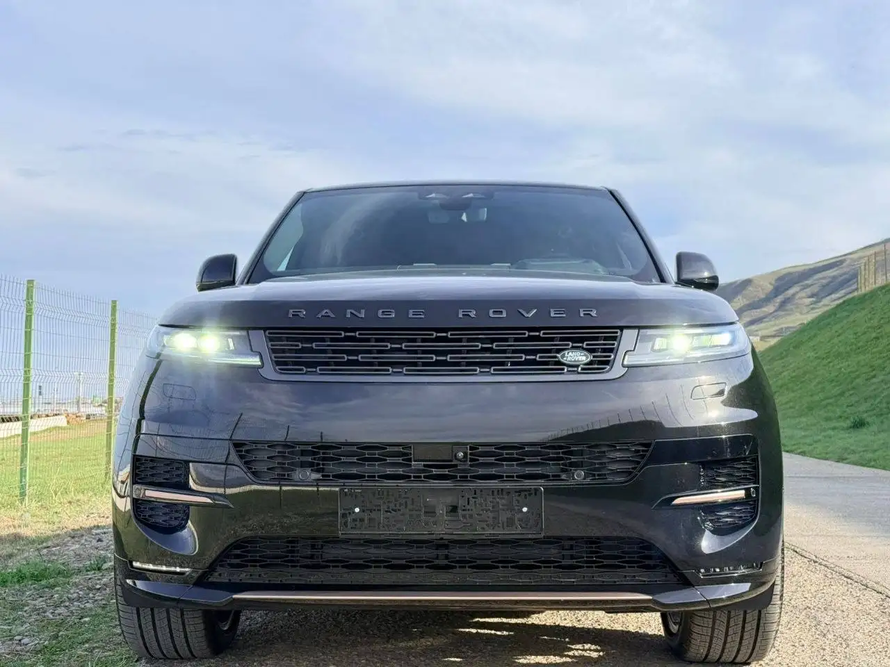 Range Rover Sport 2026 - Внедорожник (Авто) в Москва