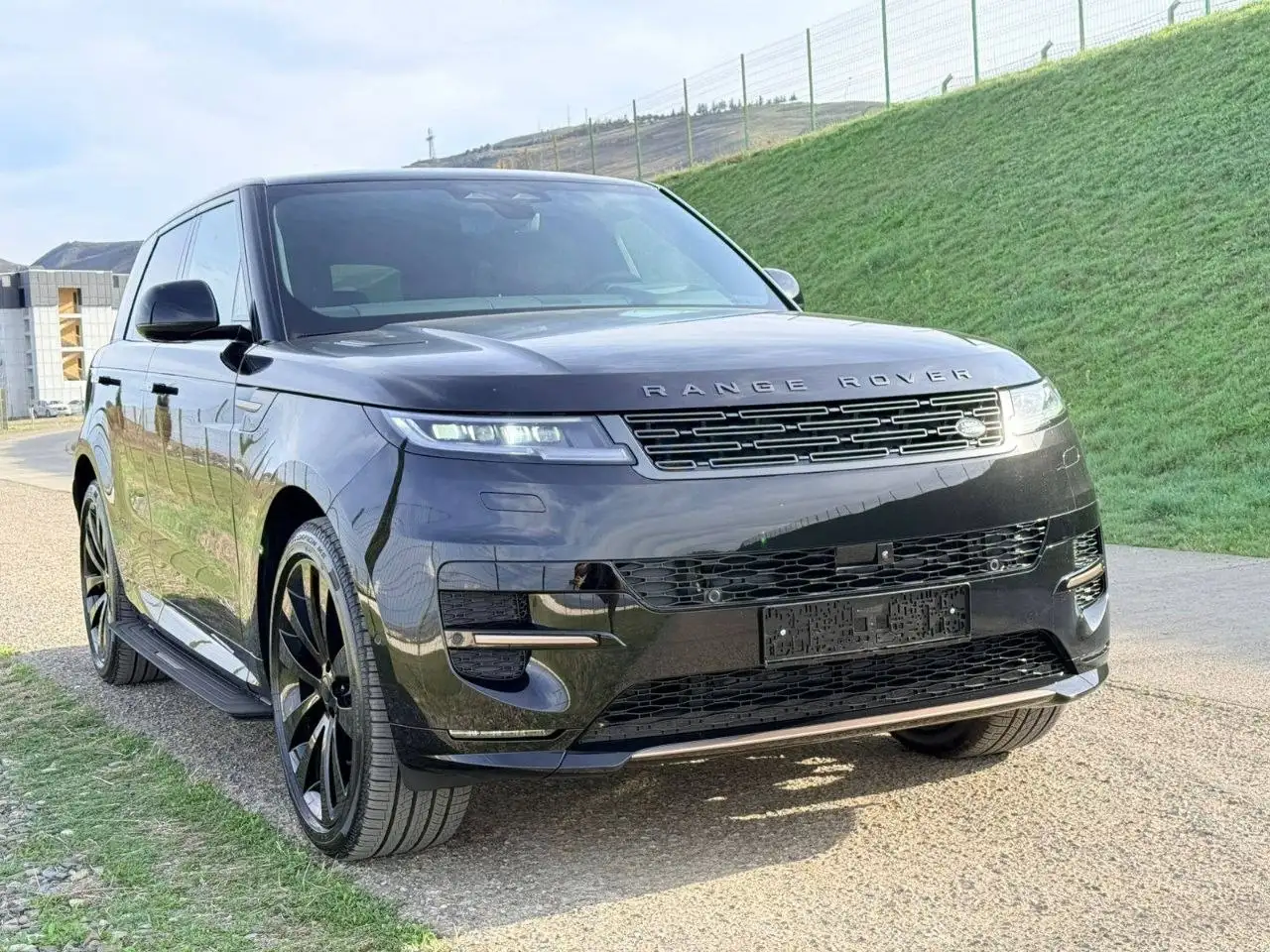 Range Rover Sport 2026 - Внедорожник (Авто) в Москва