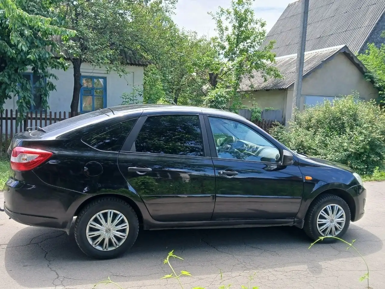 Лада Гранта Лифтбек 2015 - Легковые автомобили (Авто) в Москва