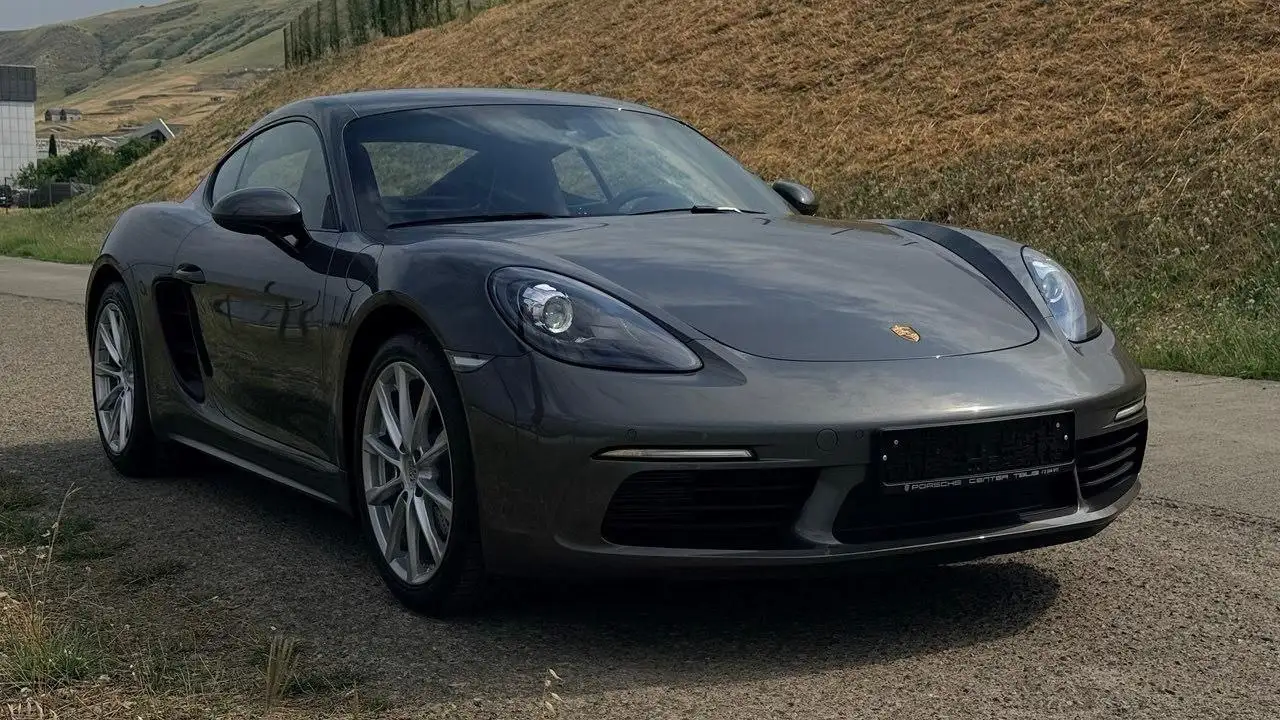 Porsche 718 Cayman 2025 в наличии в Москве - Авто в Москва