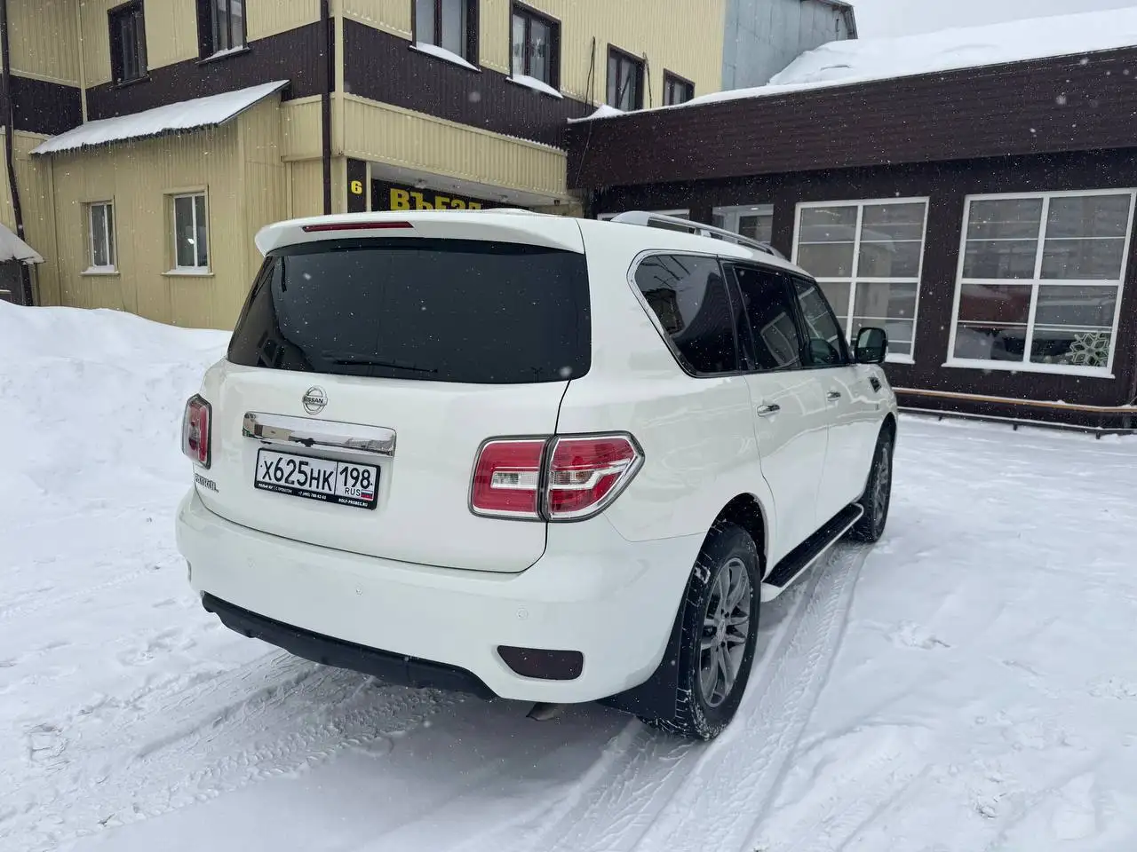Nissan Patrol 2014, 5.6L, 202000 км - Внедорожники (Авто) в Москва