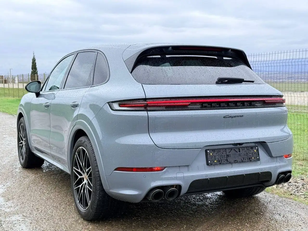 Porsche Cayenne Black Edition 2026 в наличии - Легковые автомобили (Авто) в Москва