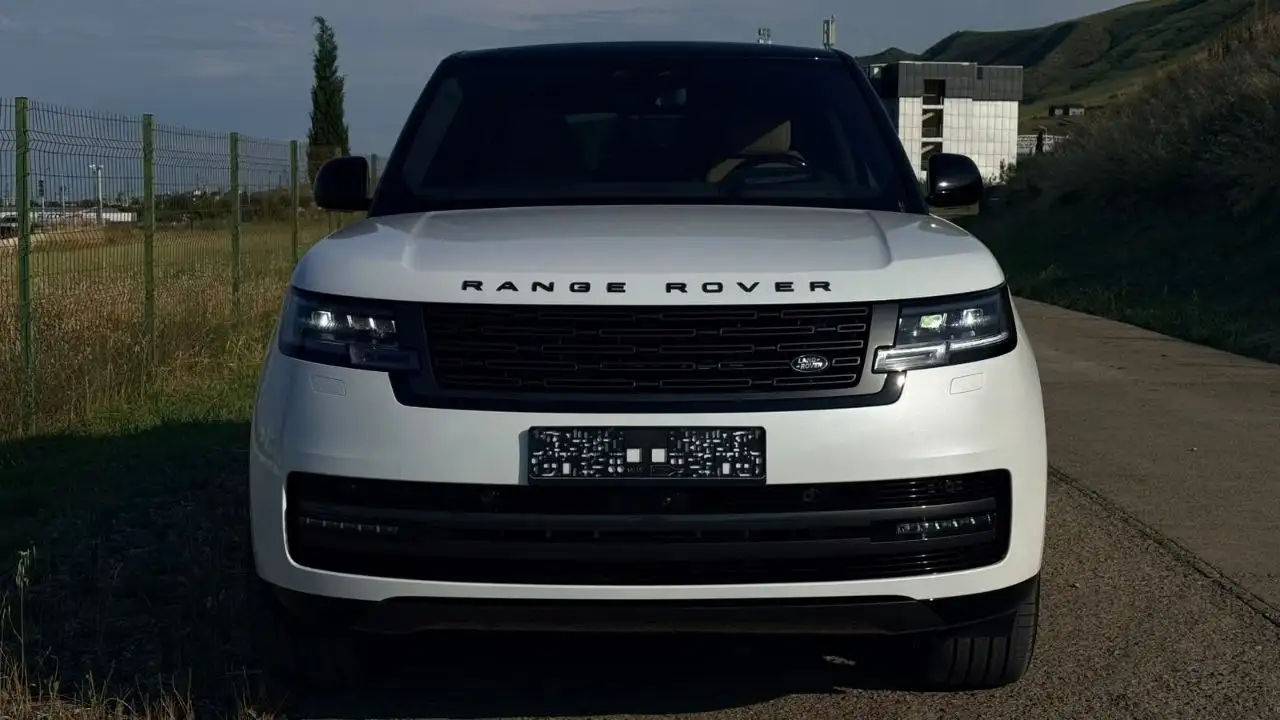 Range Rover D300 SWB 2026 в Москве - Авто в Москва