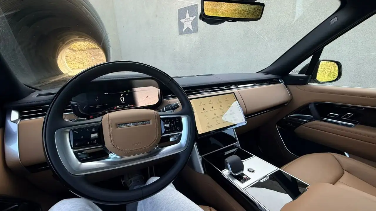 Range Rover D300 SWB 2026 в Москве - Авто в Москва