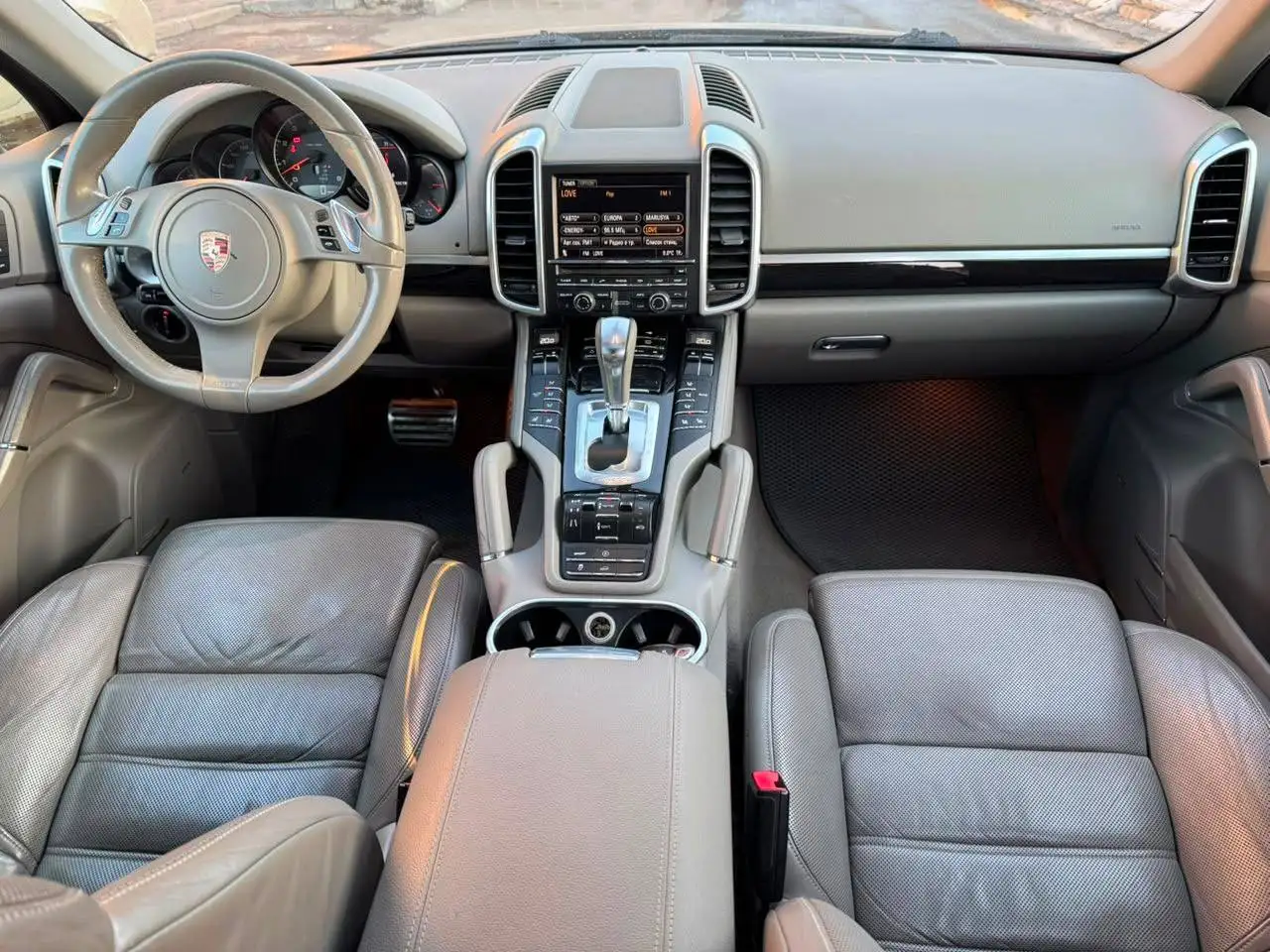 Porsche Cayenne 2011, 4.8 400 л.с. - Легковые автомобили (Авто) в Москва