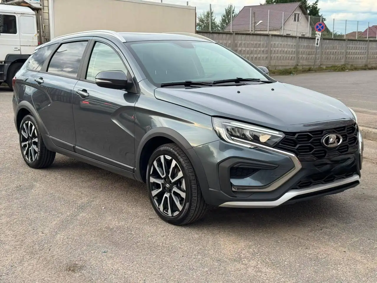 LADA VESTA CROSS 2026 1.8 Автомат 18 т.км - Легковые (Авто) в Москва
