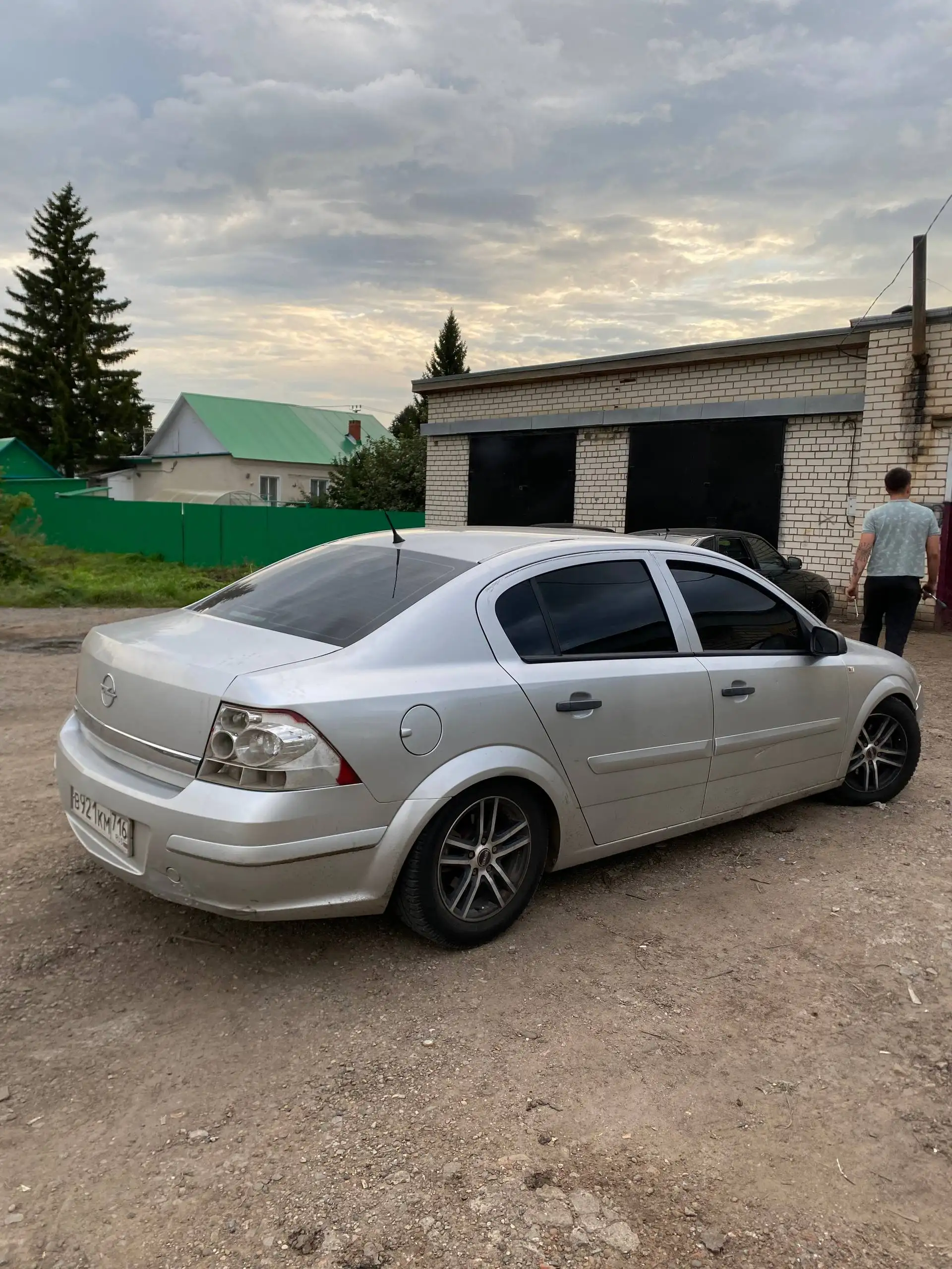 Продажа/обмен Opel Astra H 2008 - Автомобили (Авто) в Москва