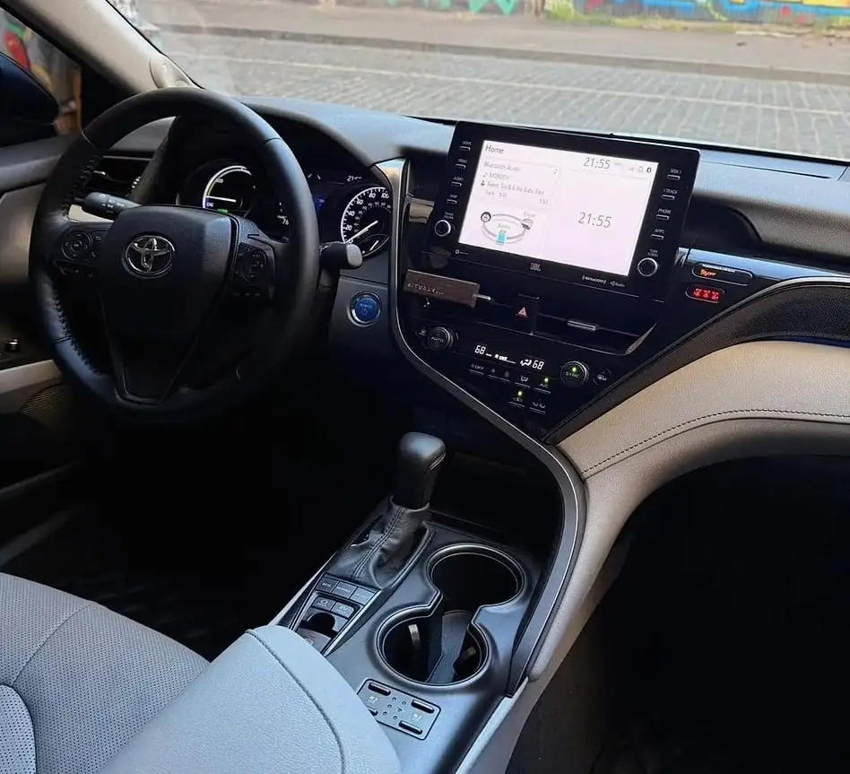 Toyota Camry 2020 Гибрид Рестайлинг - Легковые автомобили (Авто) в Москва