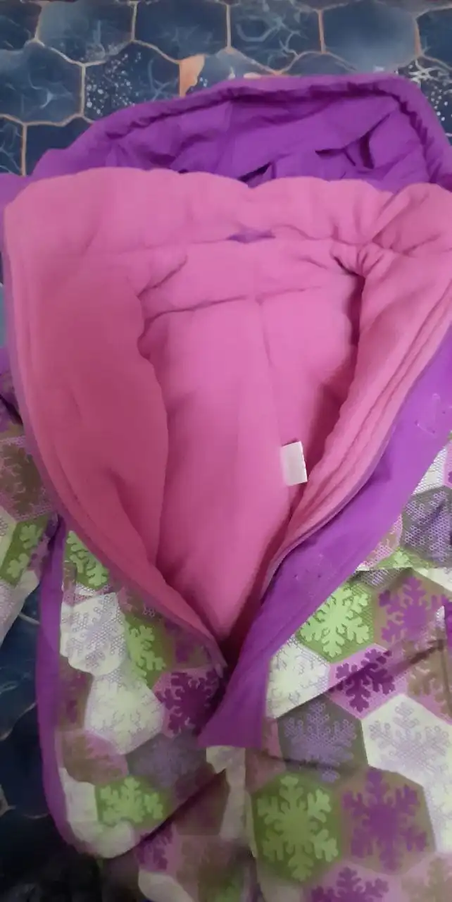 Продам зимний мембранный комбинезон на девочку рост 122 см