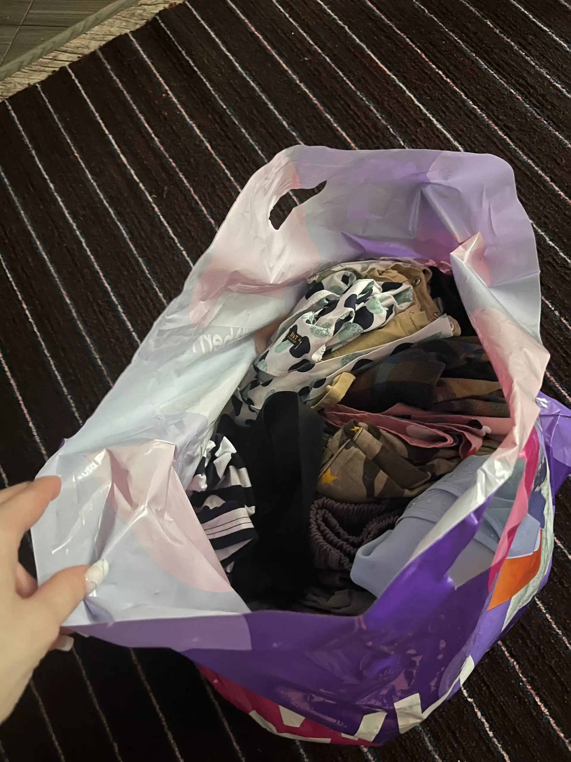 Продажа пакета женских вещей