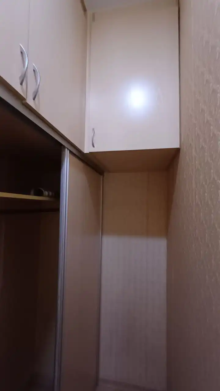 Продам шкаф-купе бежевый - Мебель (Для дома и дачи) в Иркутск