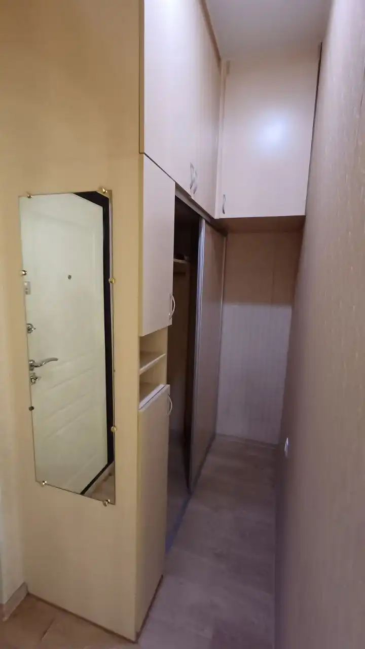 Продам шкаф-купе бежевый - Мебель (Для дома и дачи) в Иркутск