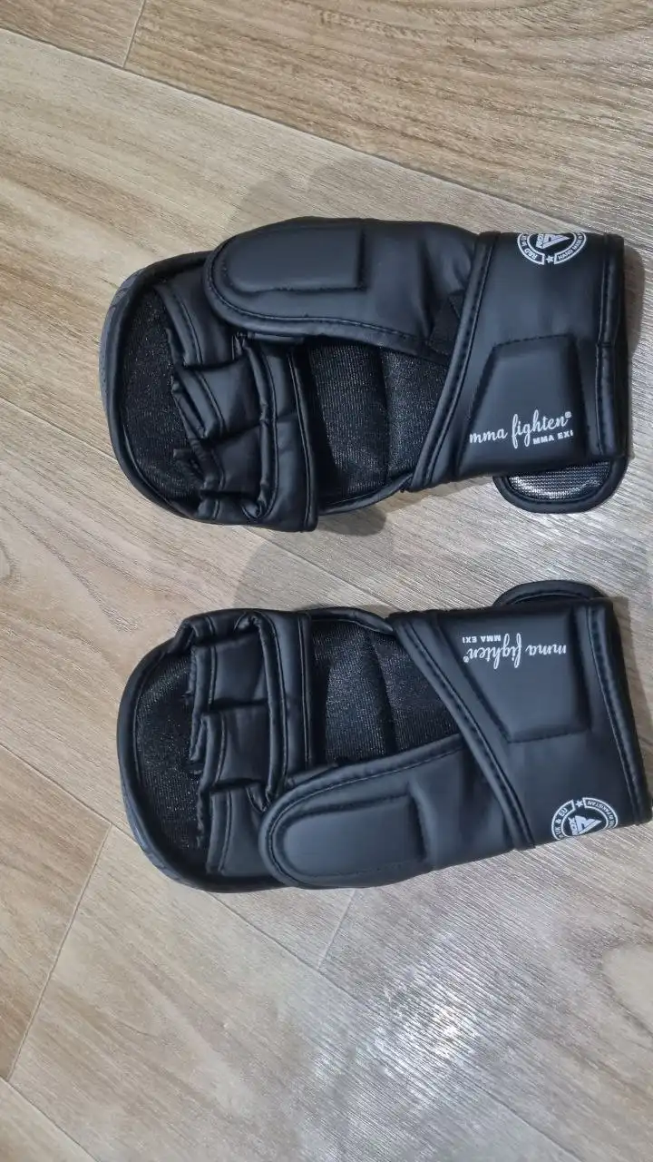 Продажа новых перчаток для смешанных единоборств - Спорт и фитнес (Хобби и отдых) в Иркутск