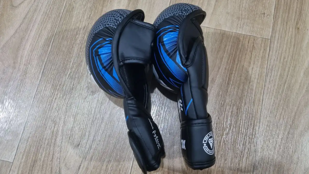 Продажа новых перчаток для смешанных единоборств - Спорт и фитнес (Хобби и отдых) в Иркутск