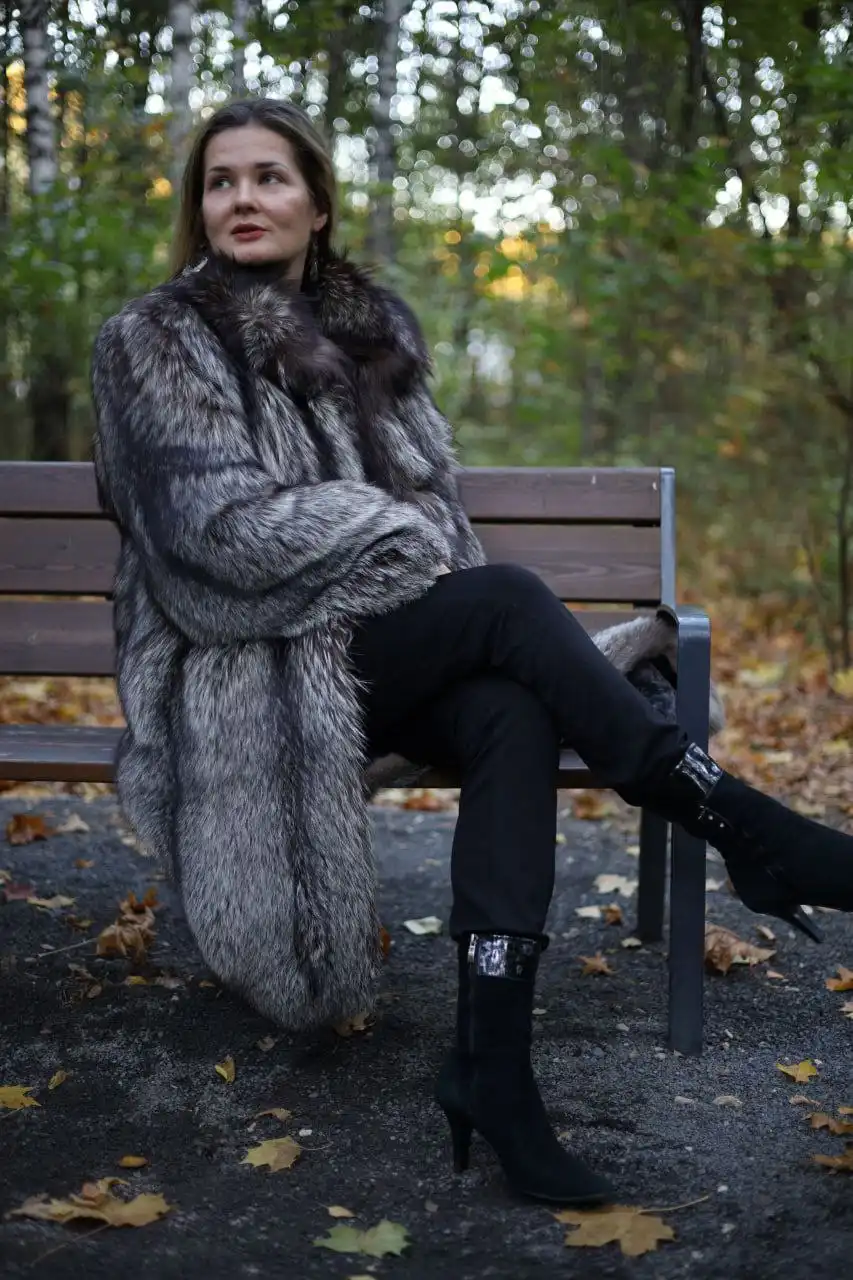 Тёплая шуба из чернобурки - Верхняя одежда (Одежда) в Москва