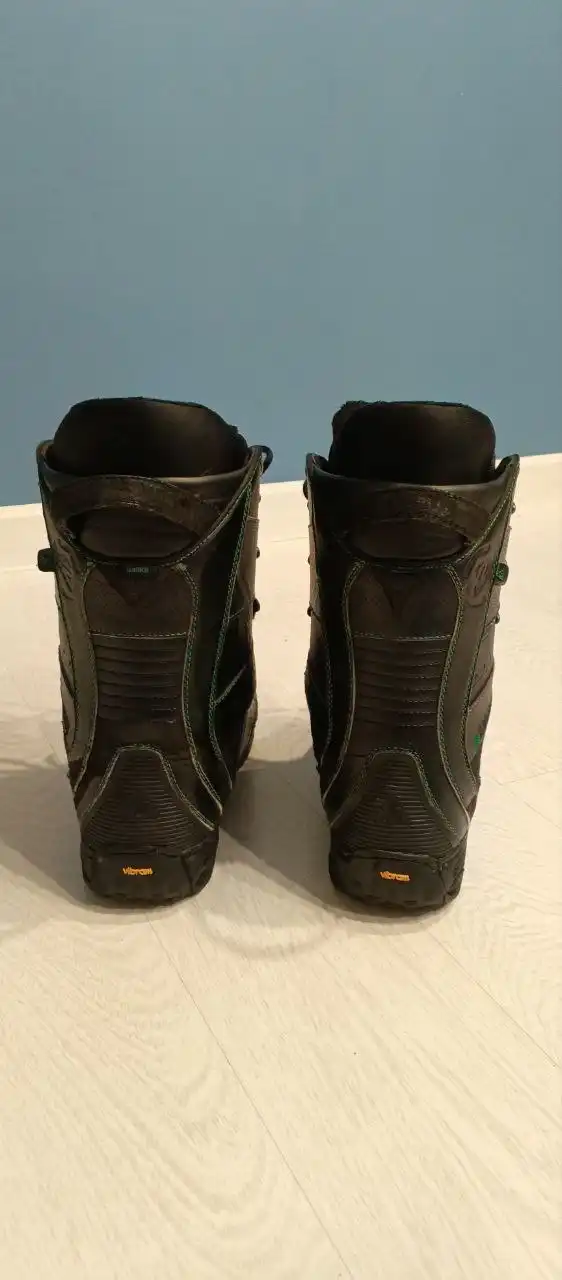 Продам сноубордические ботинки - Сноуборд (Хобби и отдых) в Новоленино