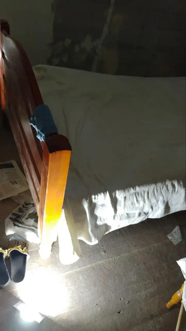 Двуспальная кровать из массива дерева СССР