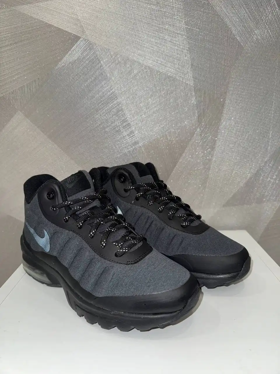 Новые зимние ботинки Nike