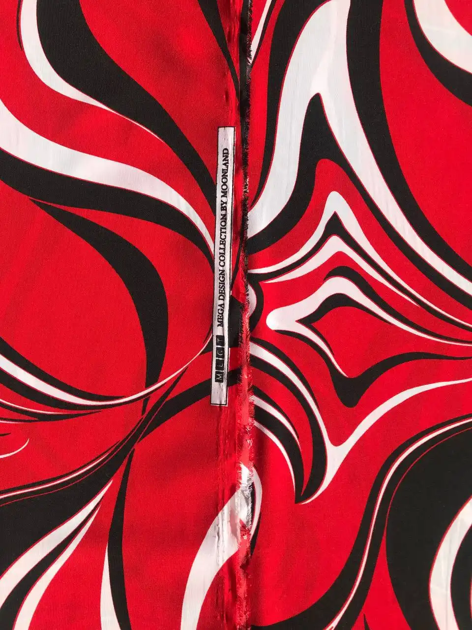 Продажа остатков тканей: бархат и плательная ткань