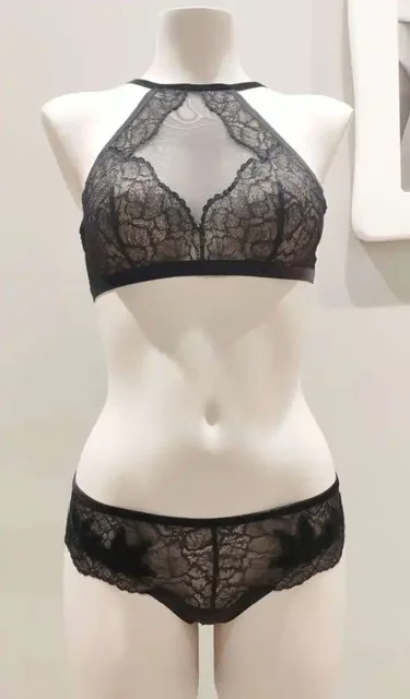 Новое нижнее белье Triumph Essence без косточек - Одежда в Балашиха