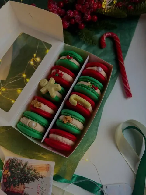 Новогодняя коллекция макарон с разными вкусами - Хобби и отдых в Балашиха