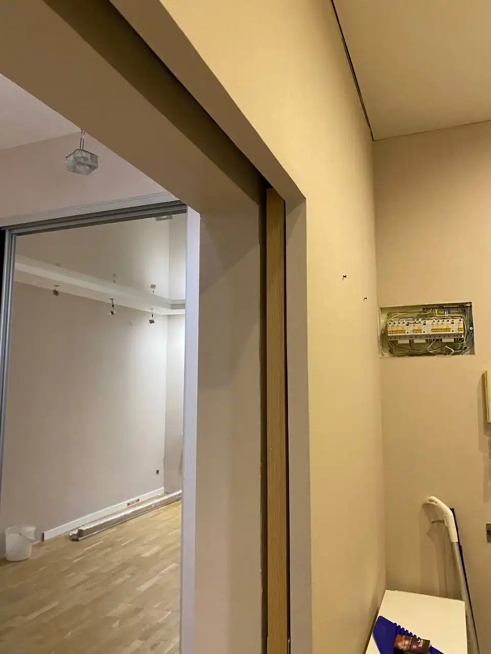 Услуги по поклейке обоев в Балашихе