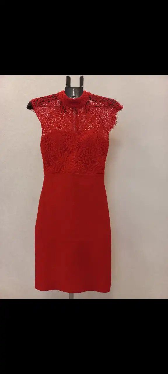 Платье праздничное 42-44р