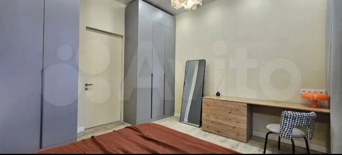 Просторная 2-к квартира с дизайнерским ремонтом в центре города - Квартиры (Недвижимость) в Неизвестно