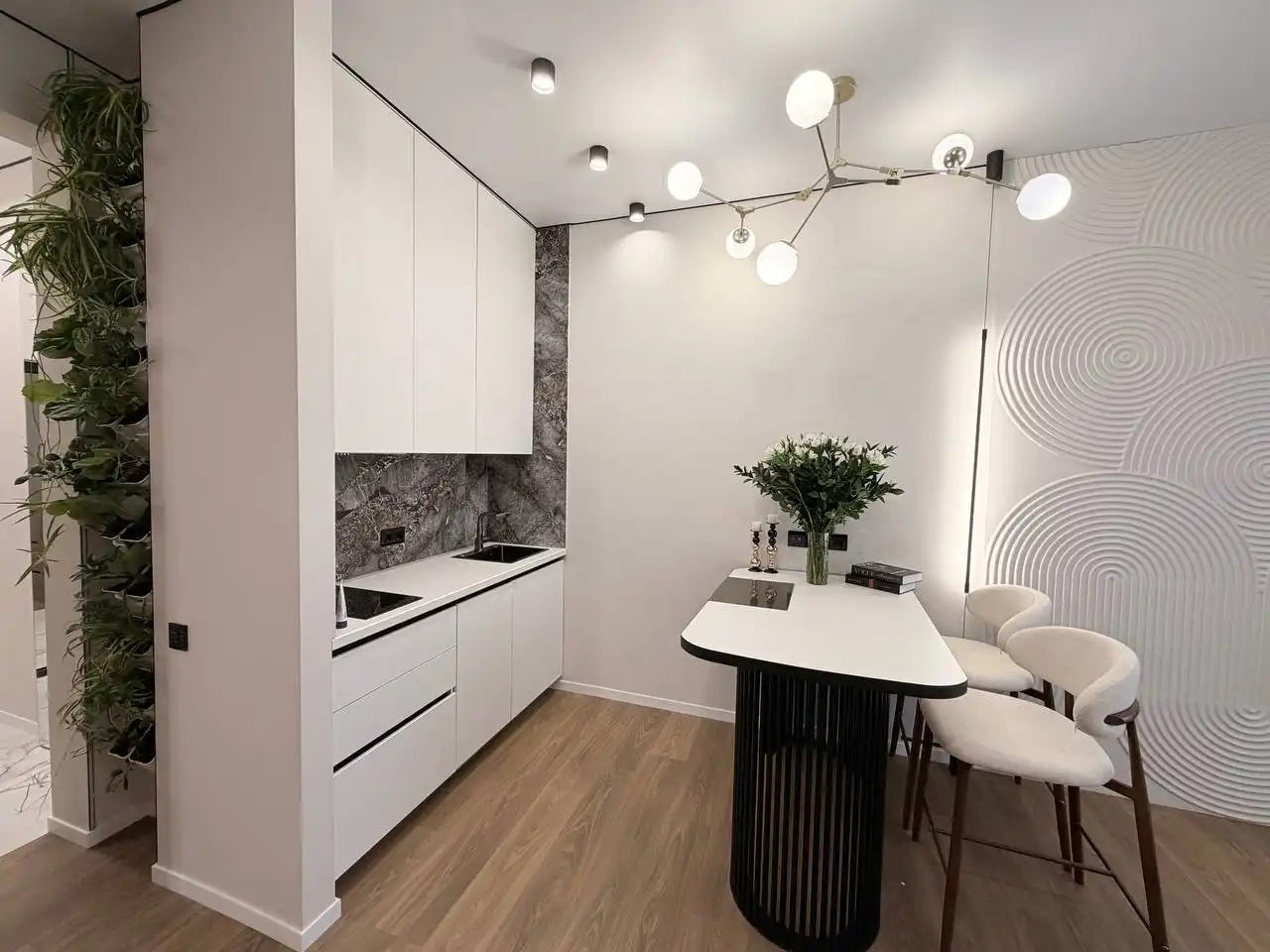 Продажа 2-х комнатной квартиры на 16 этаже с премиум-ремонтом - Квартиры (Недвижимость) в Неизвестно