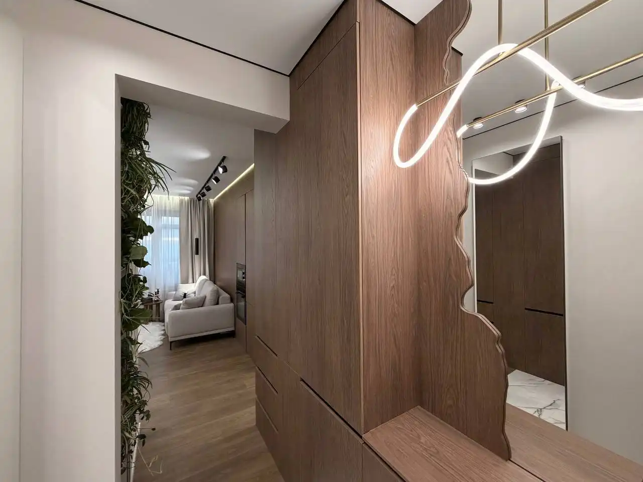 Продажа 2-х комнатной квартиры на 16 этаже с премиум-ремонтом - Квартиры (Недвижимость) в Неизвестно