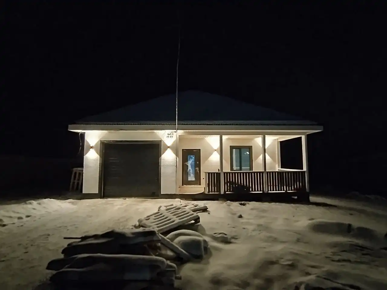 Продажа дома из газобетона 3 комнаты + кухня-гостиная - Дома (Недвижимость) в Неизвестно