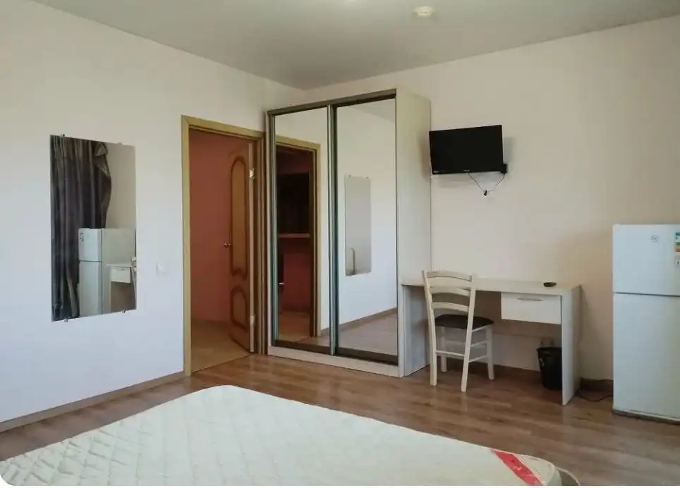 Сдам комнаты в 5-комнатной квартире - Сдам (Недвижимость) в Неизвестно