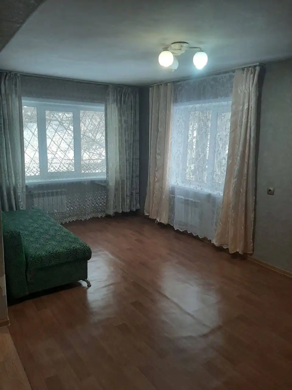 Сдается однокомнатная квартира на Дальневосточной 61 - Квартиры (Недвижимость) в Неизвестно