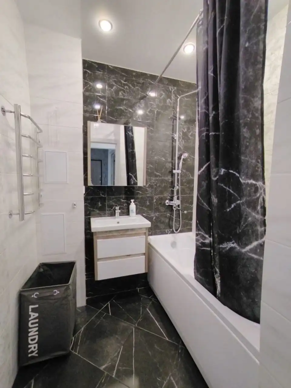 Продам 3-х комнатную квартиру в ЖК Ботаника