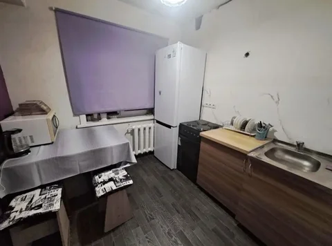 Сдам 3-комнатную квартиру на длительный срок в Иркутске, район ТЦ Ручей - Недвижимость в Иркутск