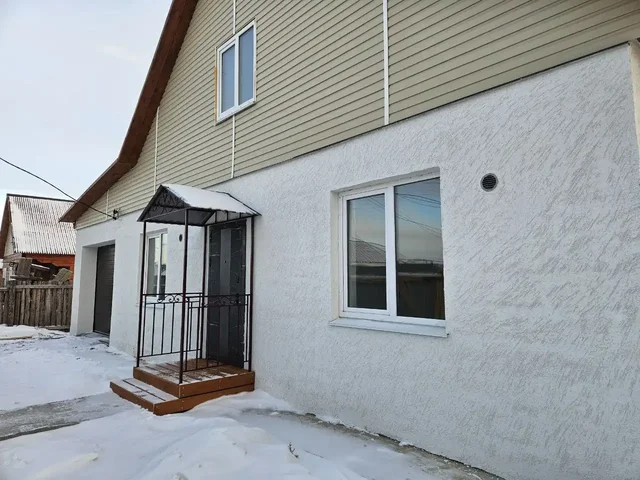 Продажа газоблочного дома с гаражом, террасой и мансардой в селе Урик - Недвижимость в Урик