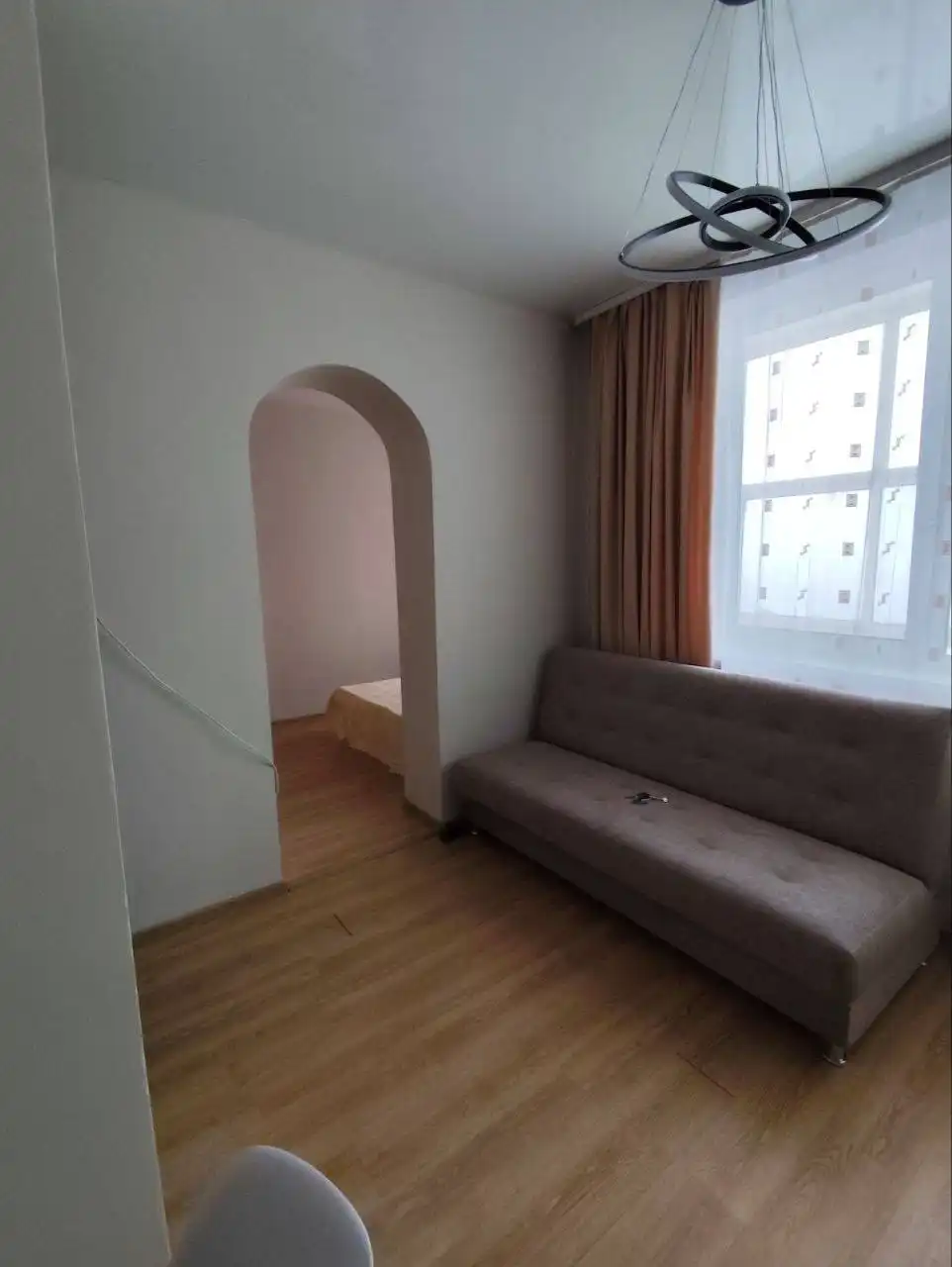 Сдам квартиру под субаренду на Верхней набережной