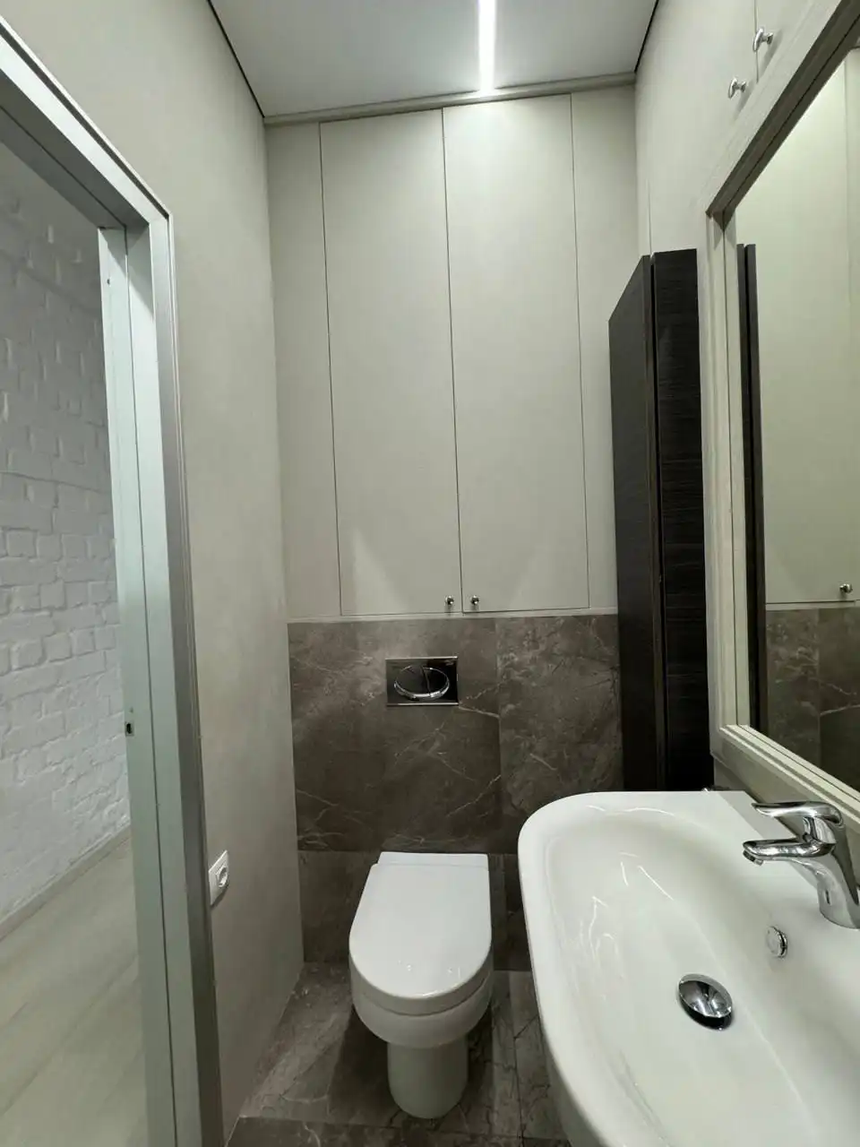 Продажа сталинки 51 кв.м с дизайнерским ремонтом - Недвижимость в Неизвестно