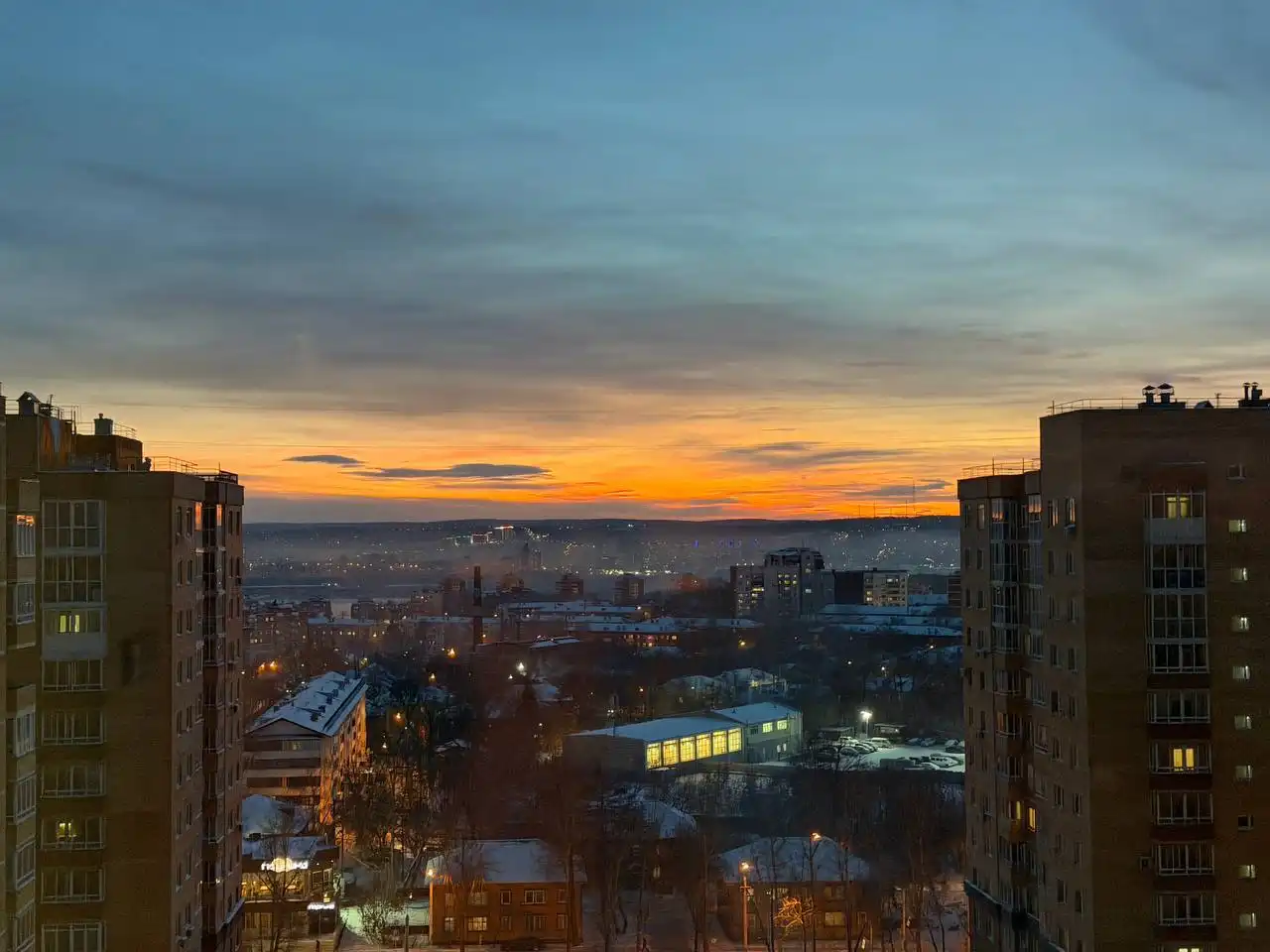 Продажа 2-х комнатной квартиры на 16 этаже с премиум-ремонтом - Квартиры (Недвижимость) в Неизвестно