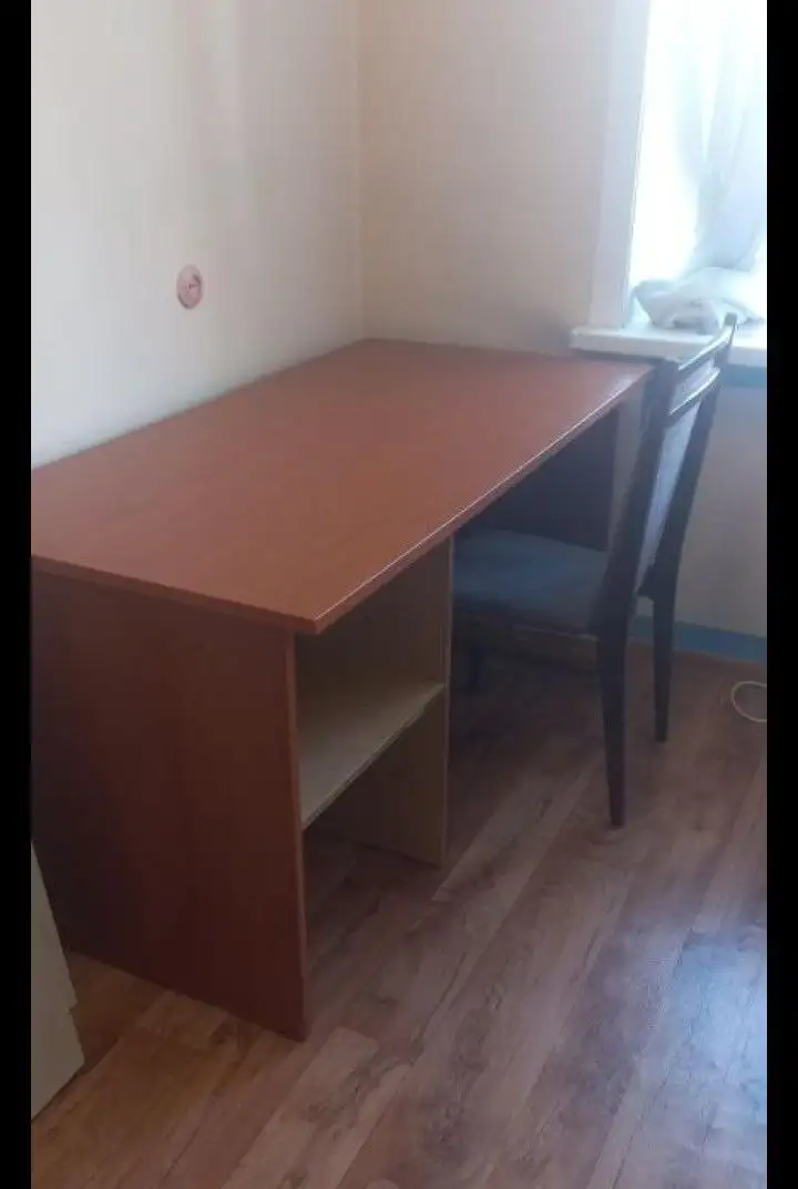 Сдам комнату с отдельным входом в 3-к квартире - Аренда жилья (Недвижимость) в Неизвестно