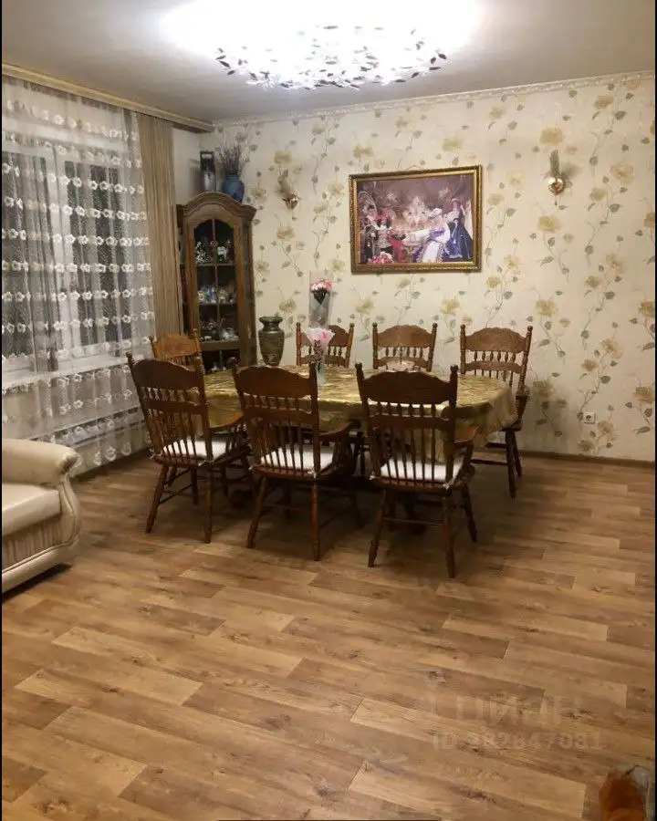 Продаётся коттедж 3 эт + цокольный этаж 300 метров 2 сотки Шведская деревня - Дома, дачи, коттеджи (Недвижимость) в Иркутск