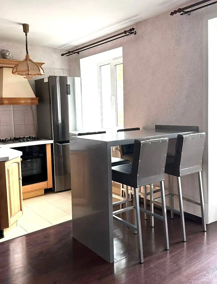 Продам квартиру в Иркутске, район Академгородка - Квартиры (Недвижимость) в Иркутск