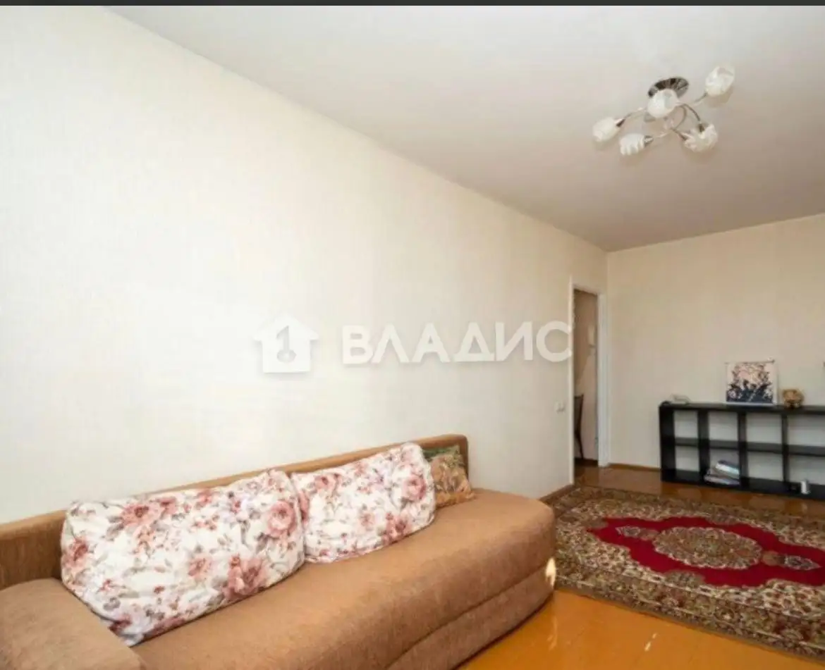 Двухкомнатная квартира в микрорайоне Первомайский - Квартиры (Недвижимость) в Неизвестно