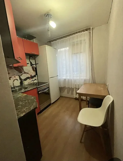 Сдам 2-комнатную квартиру на длительный срок в Иркутске - Дачи в Иркутск